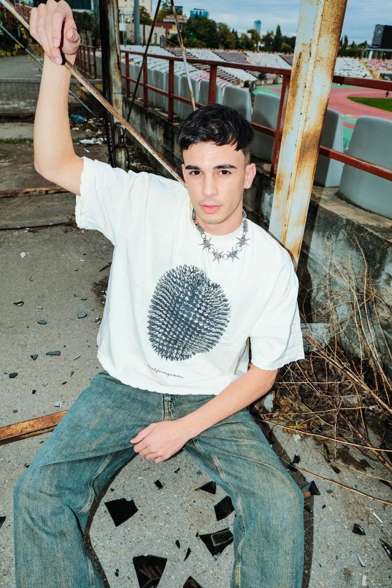 Off The Grid — editorial shoot